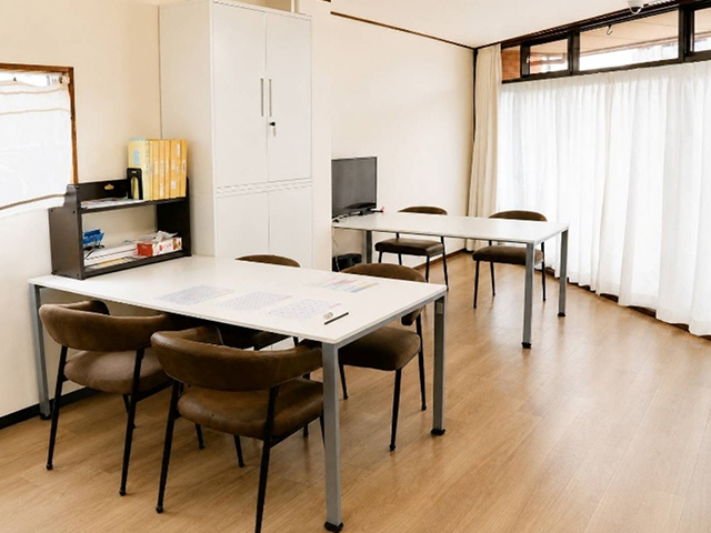 お勉強部屋です。メインルームとは離れているので、集中して学習に取り組めます。